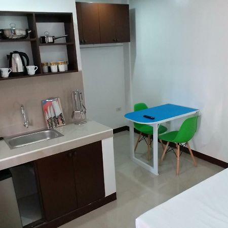 Clark-Pad Inn, Angeles City 外观 照片