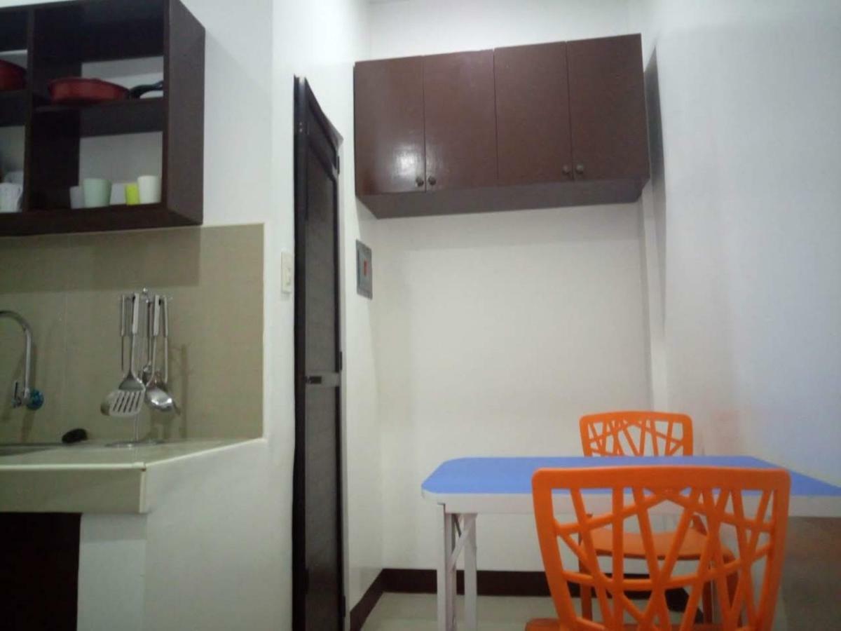 Clark-Pad Inn, Angeles City 外观 照片