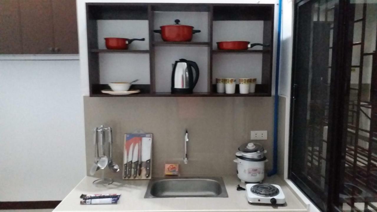 Clark-Pad Inn, Angeles City 外观 照片