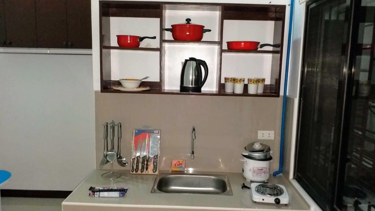 Clark-Pad Inn, Angeles City 外观 照片