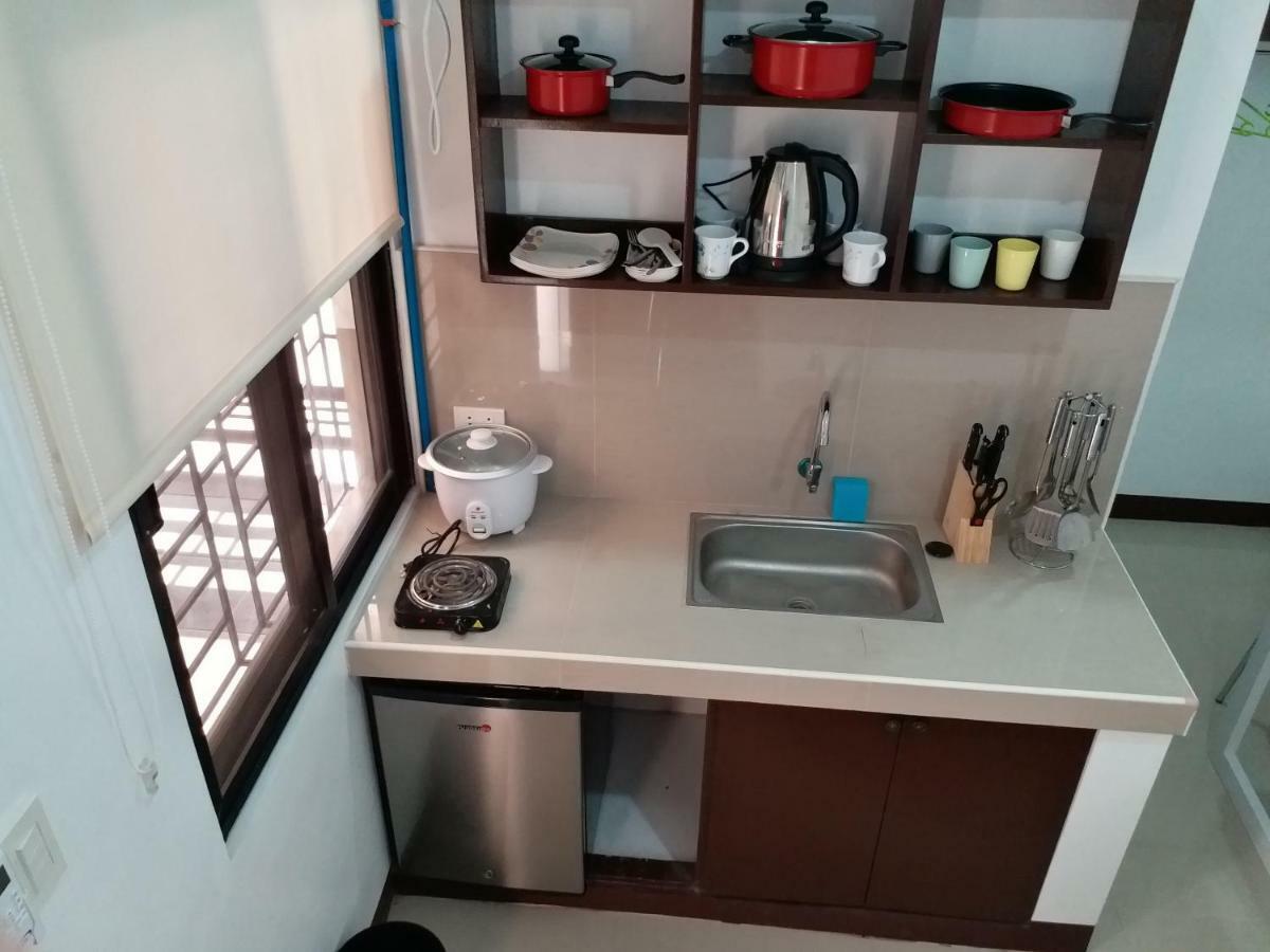 Clark-Pad Inn, Angeles City 外观 照片