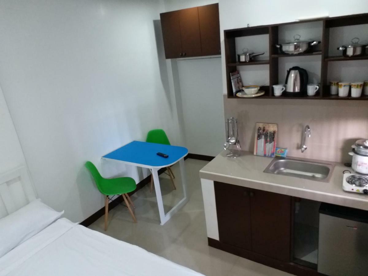 Clark-Pad Inn, Angeles City 外观 照片