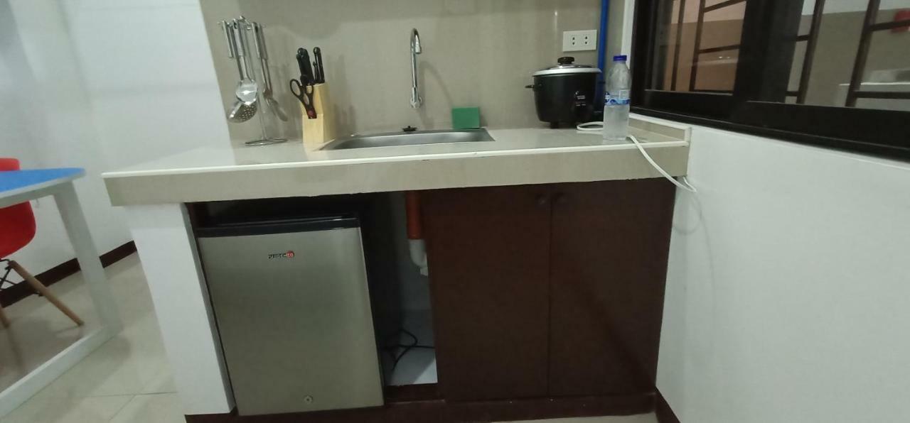 Clark-Pad Inn, Angeles City 外观 照片
