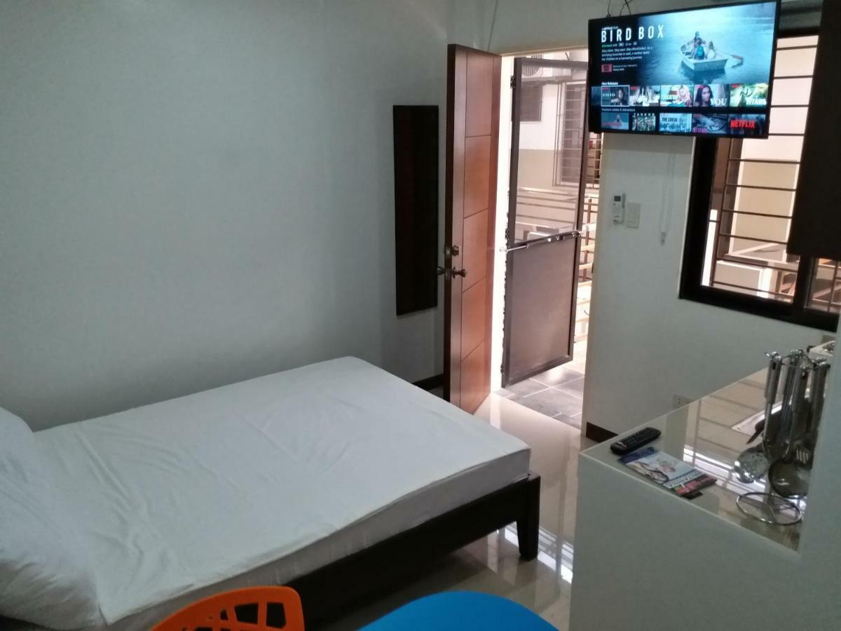 Clark-Pad Inn, Angeles City 外观 照片