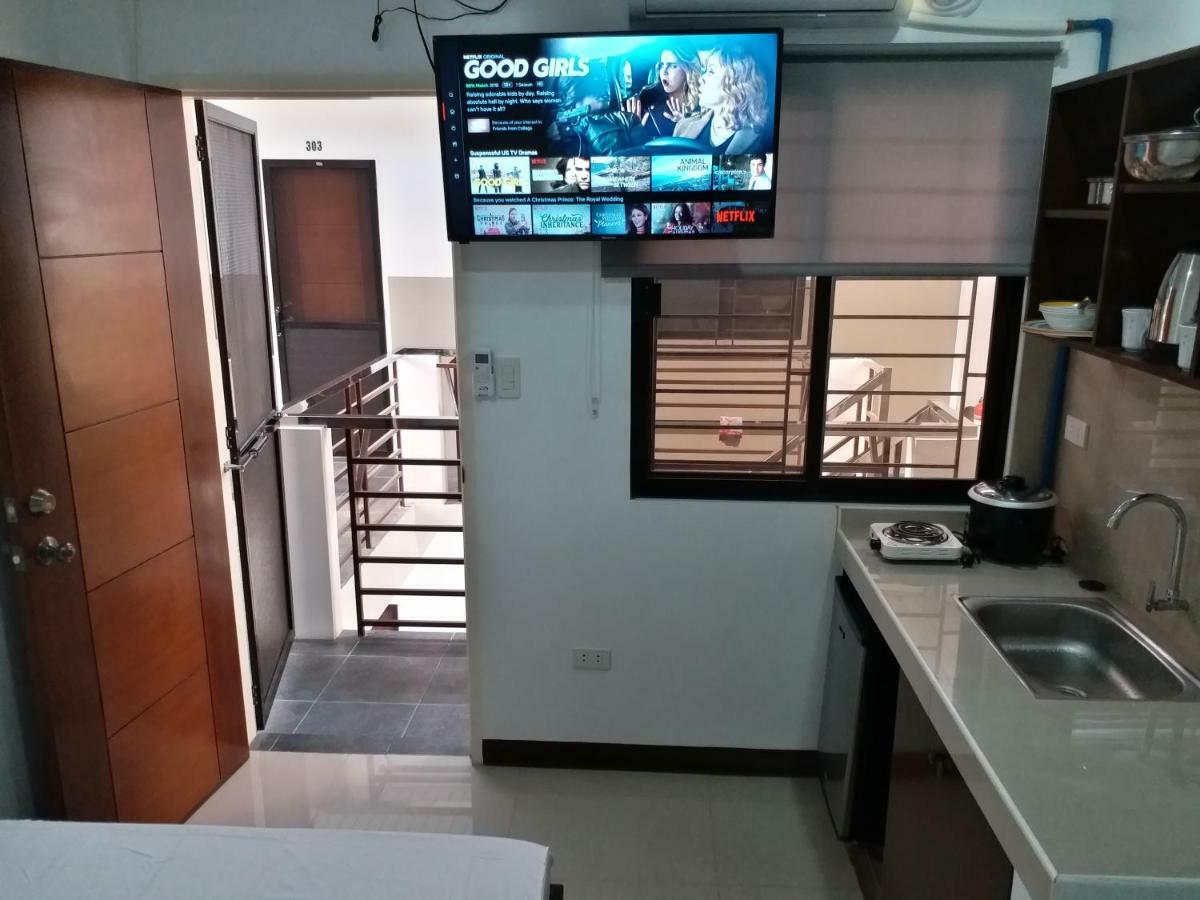 Clark-Pad Inn, Angeles City 外观 照片