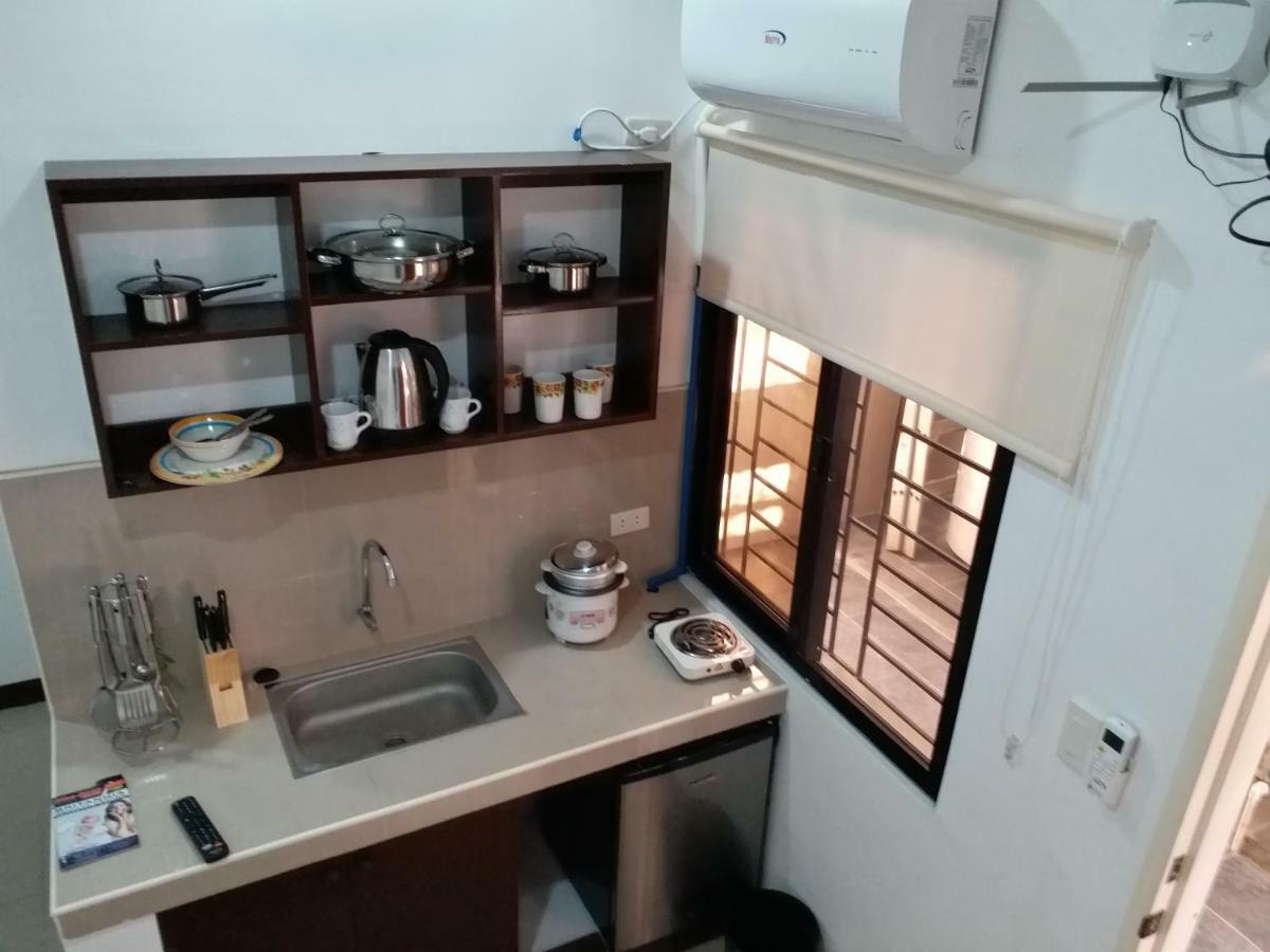 Clark-Pad Inn, Angeles City 外观 照片